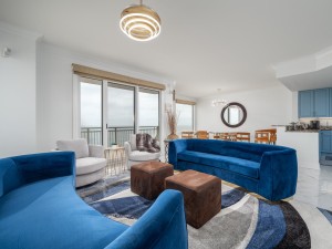 gateway713-12-living-area.jpg