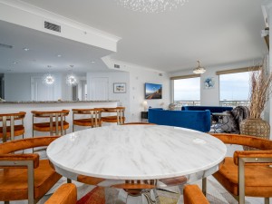 gateway713-18b-open-floor-plan.jpg