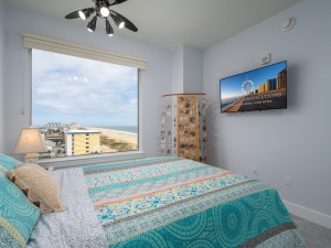 gateway713-23b-bedroom-4.jpg