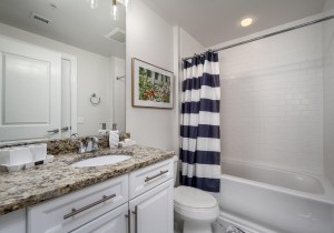 gateway713-30-bath-2.jpg
