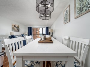 pontevista309-12-dining-area.jpg