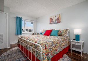 pontevista309-17-bedroom.jpg