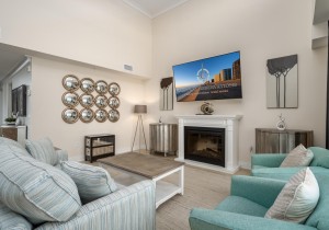gateway1704-11-living-area.jpg