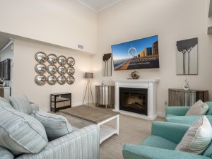 gateway1704-11-living-area.jpg
