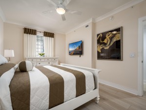gateway1704-21-primary-suite.jpg
