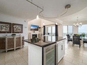 gateway1704-7-open-floor-plan.jpg