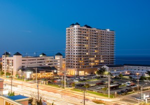 gatewaygrandtwl-2-exterior-street-side-new.jpg