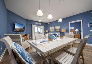 theview302-20-dining-area.jpg