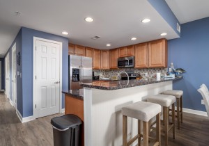 theview302-23-kitchen.jpg