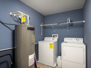 theview302-35-laundry.jpg