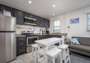 stanley4-7-kitchen.jpg