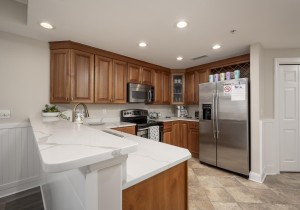 southbeach405-12-kitchen.jpg