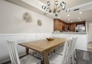 southbeach405-13-dining-area.jpg