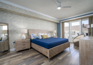 southbeach405-15-primary-bedroom.jpg