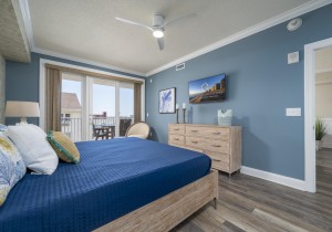 southbeach405-16-primary-bedroom.jpg