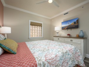southbeach405-20-bedroom-2.jpg
