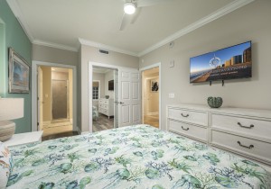 southbeach405-23-bedroom-3.jpg