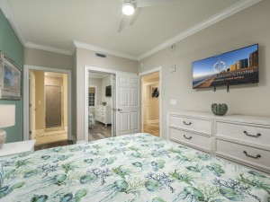 southbeach405-23-bedroom-3.jpg