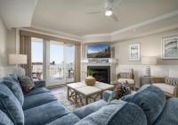 southbeach405-8-living-area.jpg
