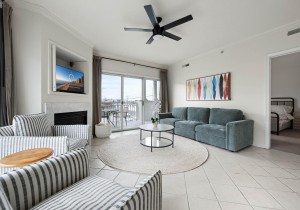 aventura106-14-living-area.jpg