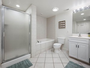 aventura106-25-primary-bedroom.jpg