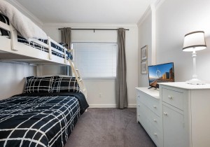 aventura106-28-bedroom-3.jpg