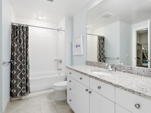 22-bathroom-3.jpg