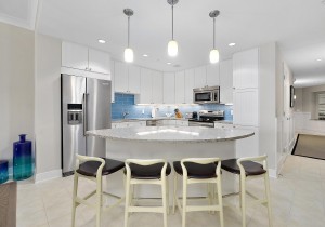 8-kitchen.jpg