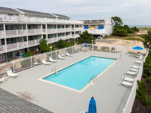 beachwalk-2b-pool.jpg