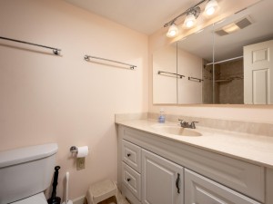 beachwalk4-39-bath-1.jpg