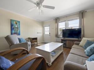 harborbreeze56-2-living-area.jpg