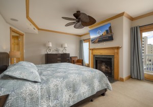 carlye403-25-primary-bedroom.jpg