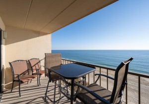 marigotbeach1005-1-balcony-with-view.jpg