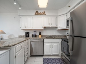 marigotbeach1005-12-kitchen.jpg