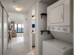 marigotbeach1005-16-laundry.jpg