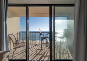 marigotbeach1005-7-balcony.jpg