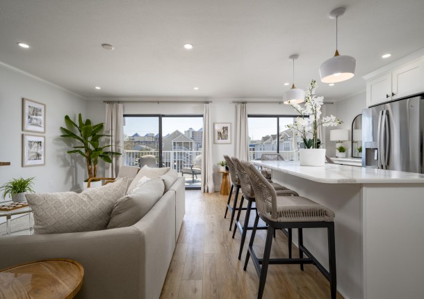 sunrisesea207-12-open-floor-plan.jpg