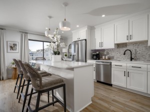 sunrisesea207-13-kitchen.jpg