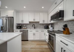 sunrisesea207-14-kitchen.jpg