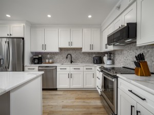 sunrisesea207-14-kitchen.jpg
