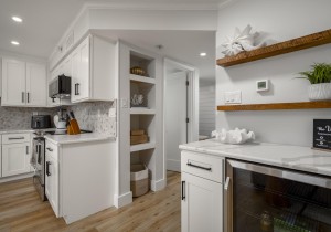 sunrisesea207-20-kitchen.jpg