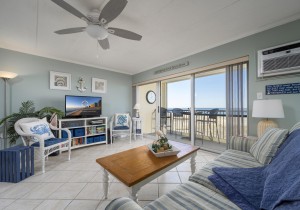 sandpiperdunes207-7-living-area.jpg