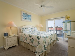 oceandunes402-15-primary-bedroom.jpg