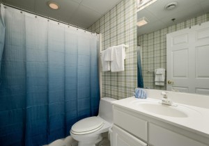 oceandunes402-17-primary-bath.jpg