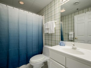oceandunes402-17-primary-bath.jpg