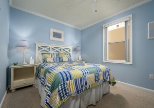 oceandunes402-20-bedroom-3.jpg