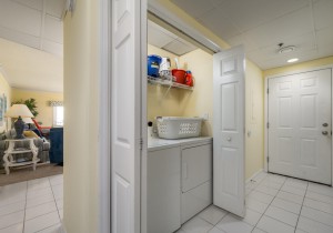oceandunes402-22-laundry.jpg