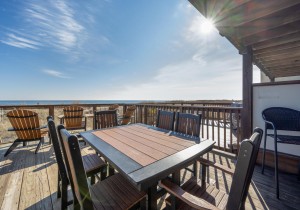 beachcolony4-15-deck.jpg