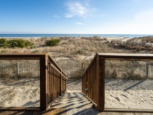beachcolony4-5-beach-access.jpg
