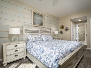 theview202-17-primary-bedroom.jpg